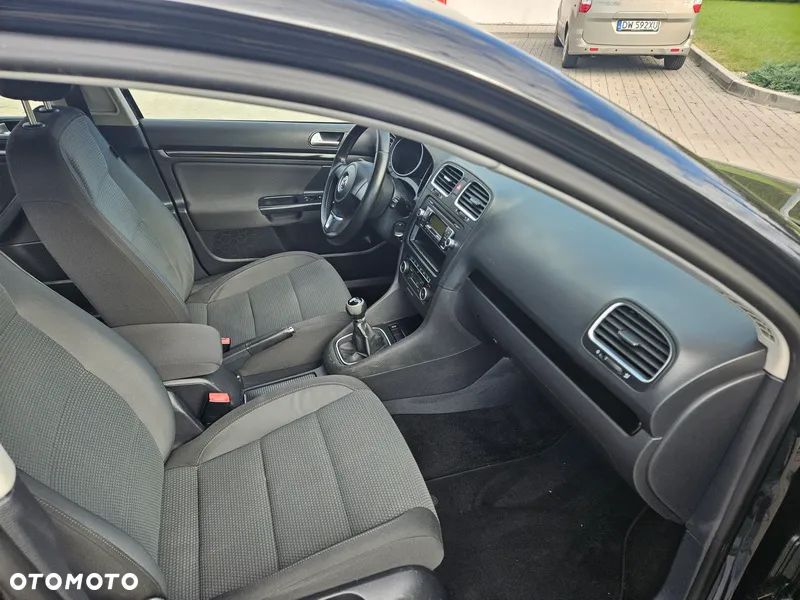 Volkswagen Golf VI 1.6 TDI Comfortline - 9