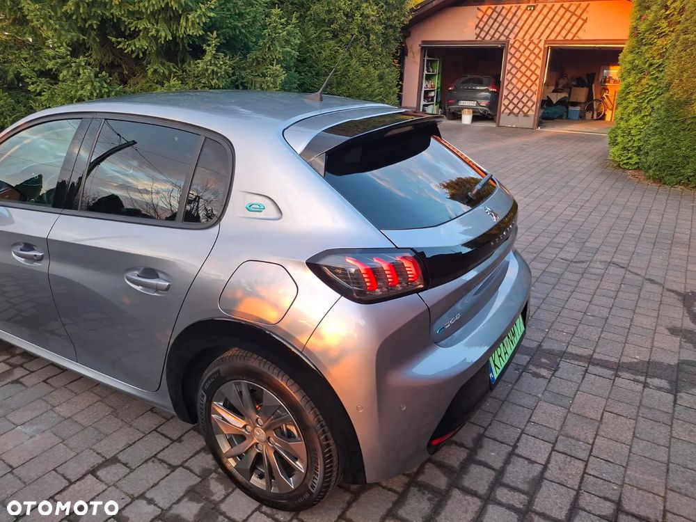 Peugeot 208 Elektromotor 136 Allure - 5