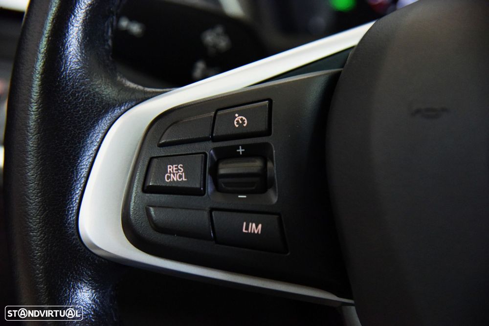 BMW X1 18 d sDrive Auto xLine - 20