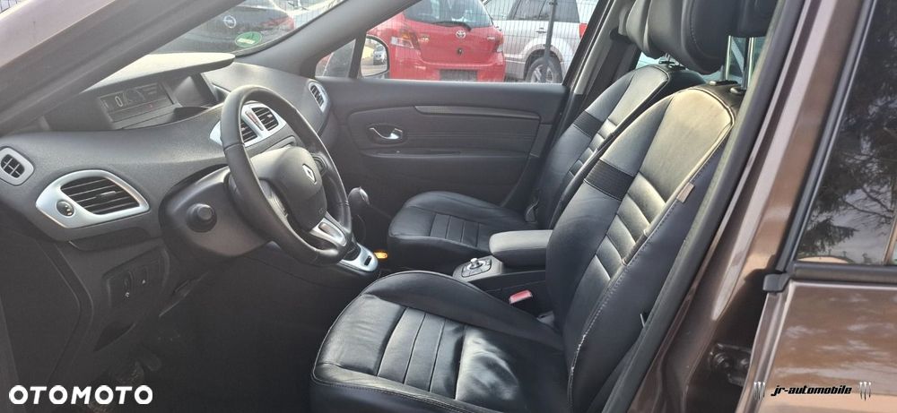 Renault Scenic dCi 160 Luxe - 15