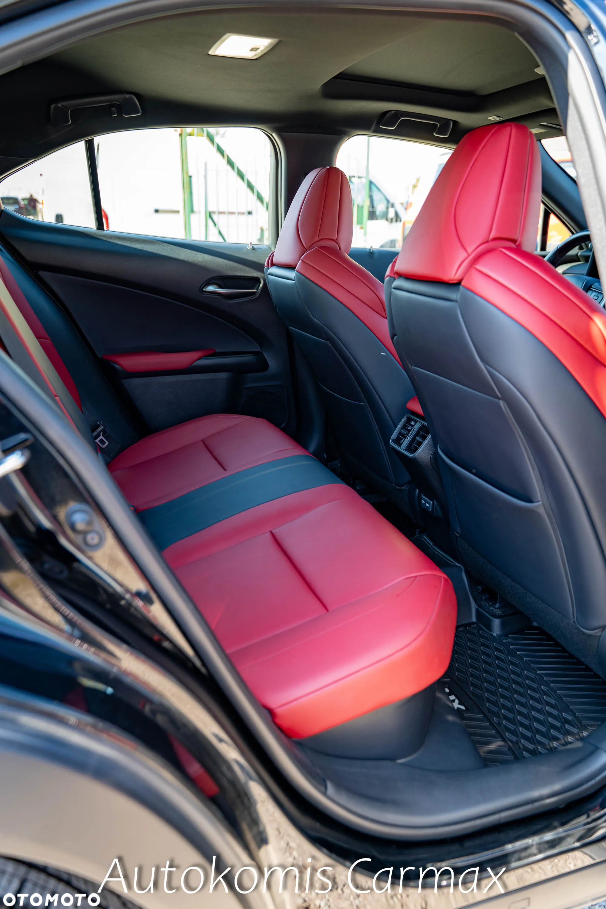Lexus UX - 20