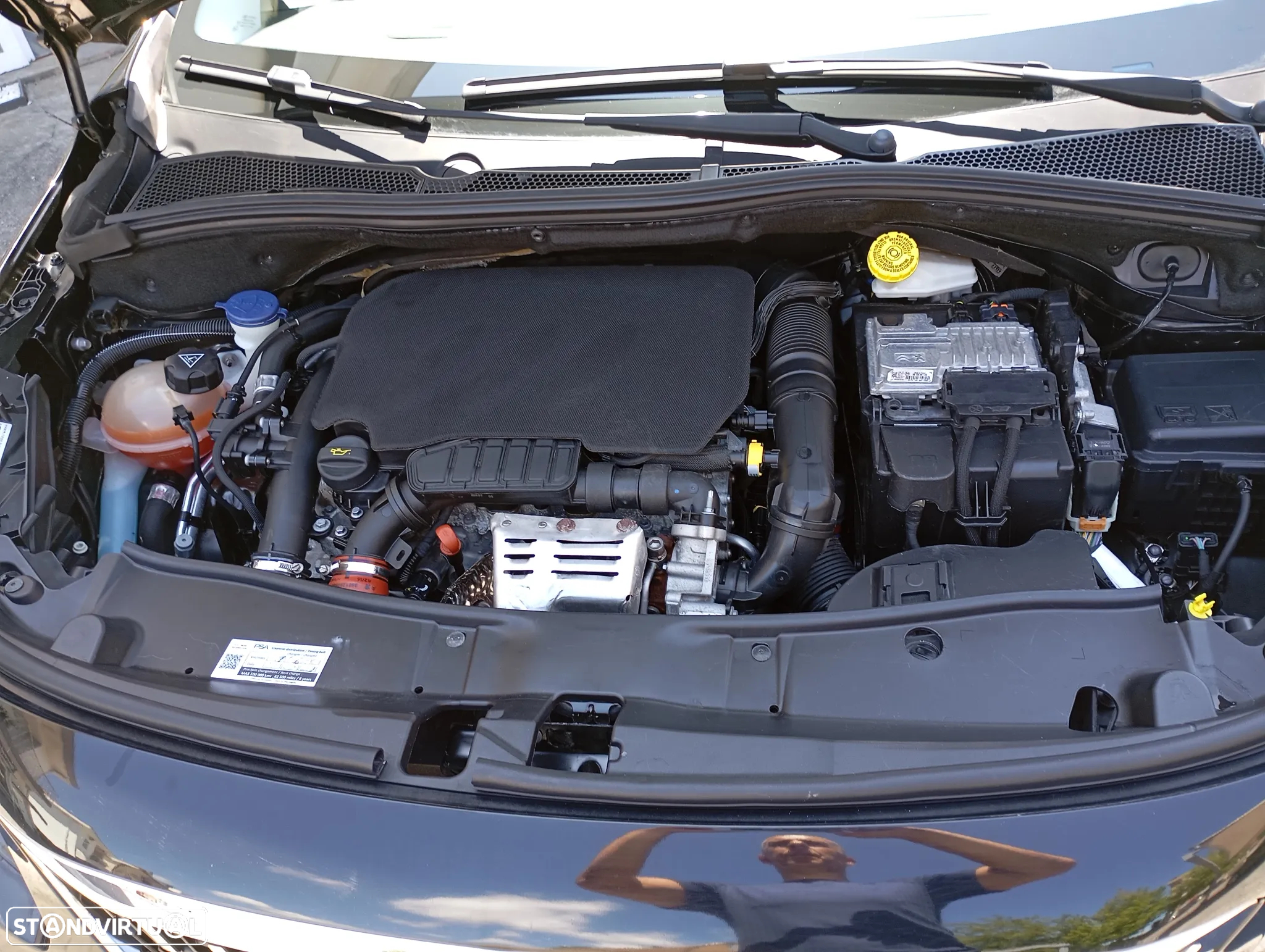 Peugeot 2008 1.2 PureTech Allure EAT6 - 16