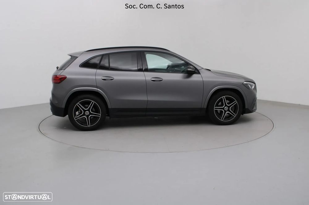 Mercedes-Benz GLA 200 AMG Line - 6