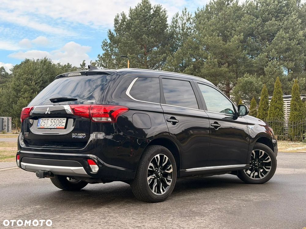 Mitsubishi Outlander 2.0 4WD - 13