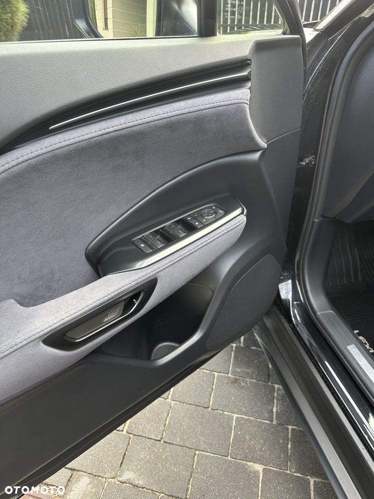 Lexus LBX 1.5 Hybrid Original Edition AWD - 9