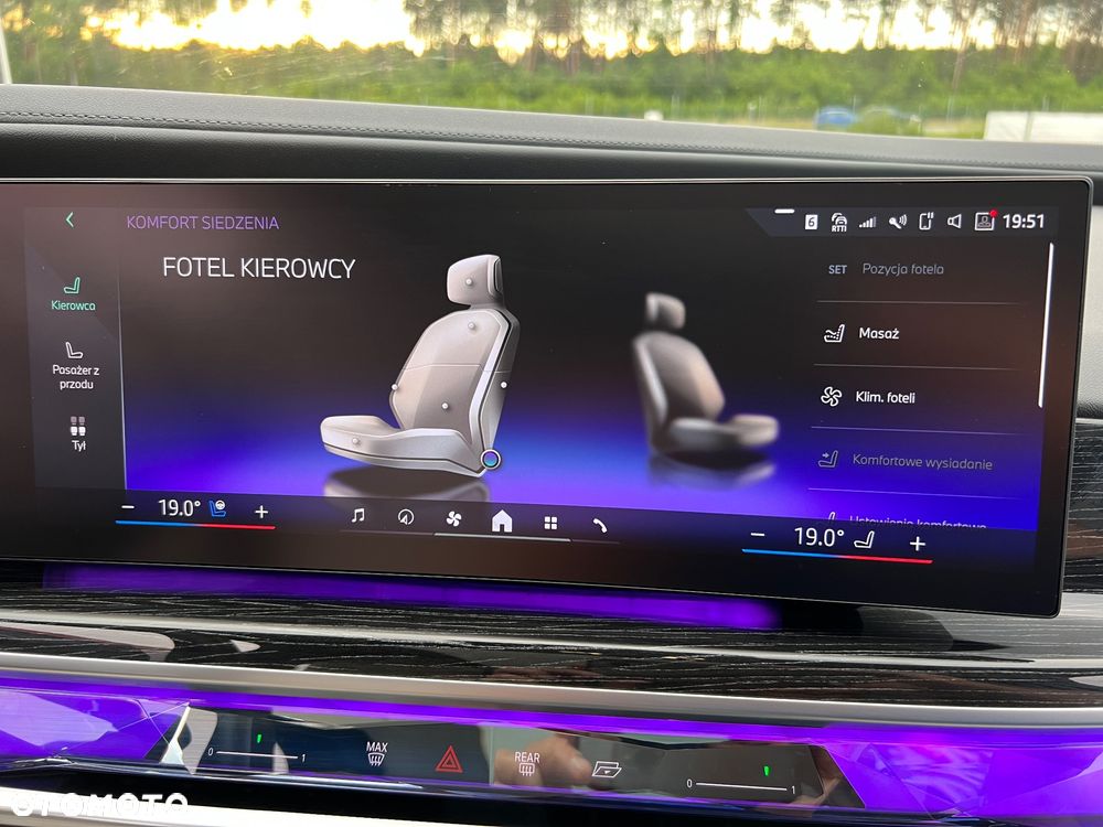 BMW Seria 7 740d xDrive - 29