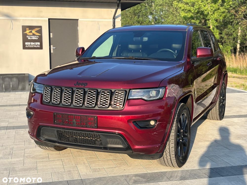 Jeep Grand Cherokee - 1