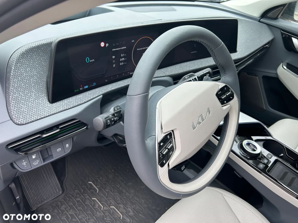 Kia EV6 77.4kWh Plus - 14