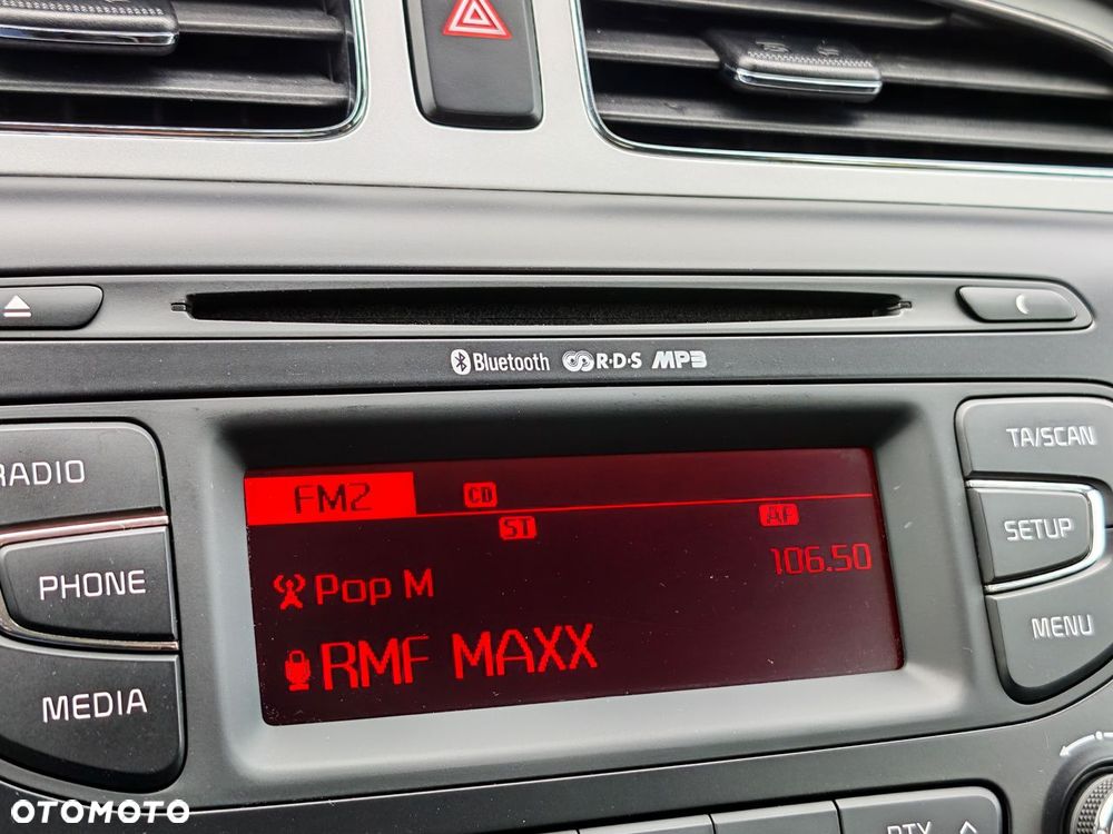 Kia Ceed - 29