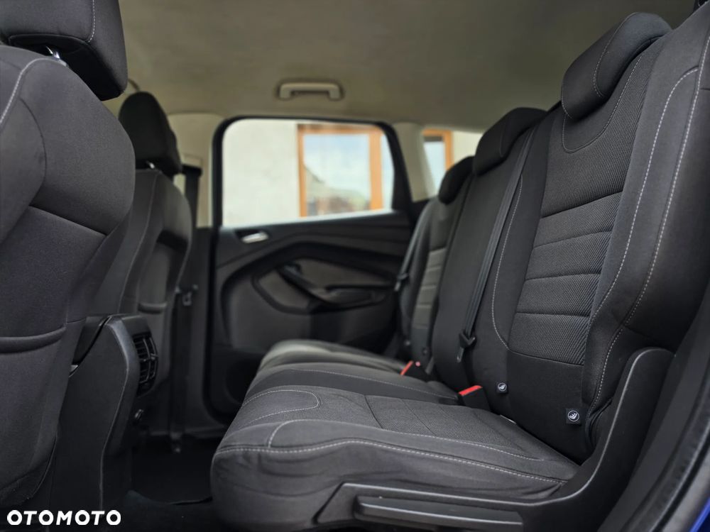 Ford Kuga - 18