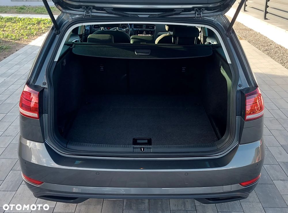 Volkswagen Golf 1.6 TDI Sound - 5