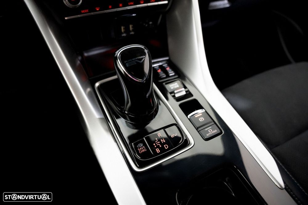 Mitsubishi Eclipse Cross 2.4 PHEV eMotion - 9