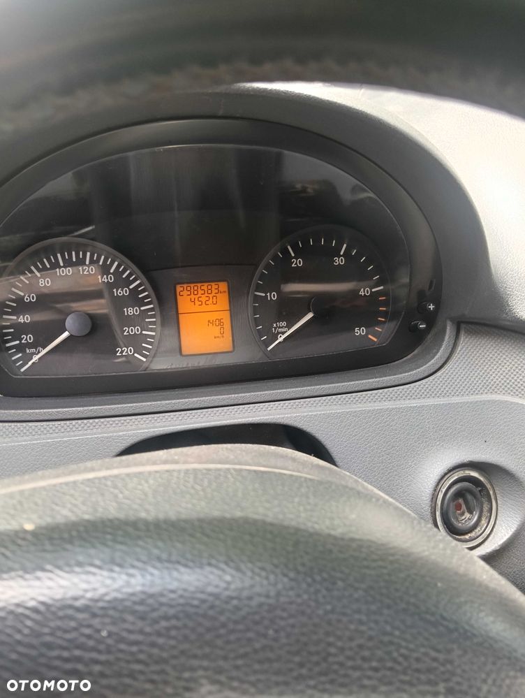 Mercedes-Benz Vito - 6