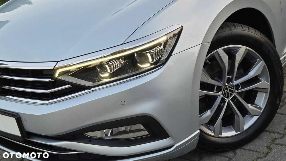 Volkswagen Passat 2.0 TDI EVO Business DSG - 1