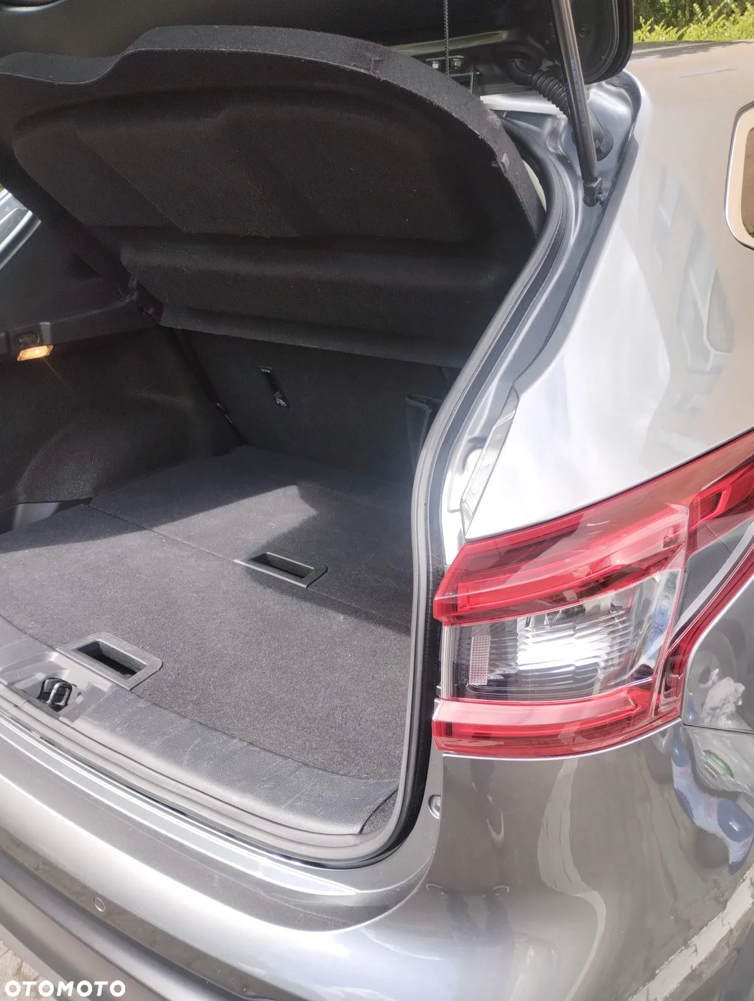 Nissan Qashqai 1.5 dCi N-Connecta - 8