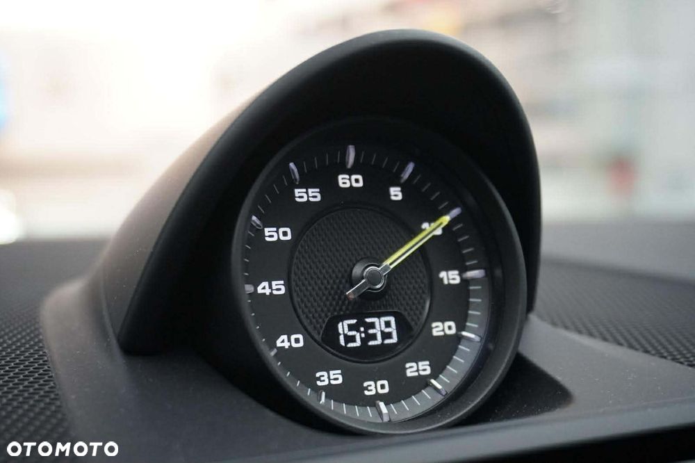 Porsche Panamera 4S E-Hybrid - 38