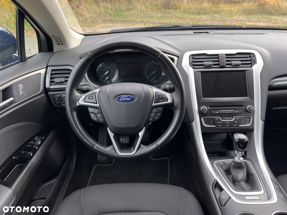 Ford Mondeo - 27