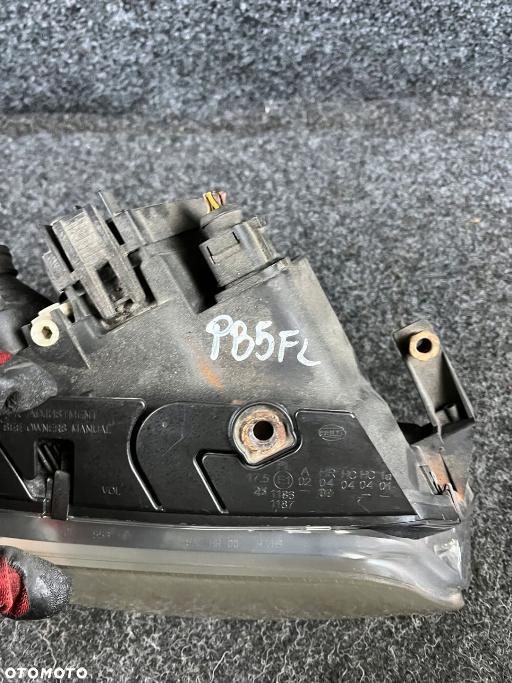 vw passat b5 fl reflektor lampa prawy przód prawa przednia OE europa - 7