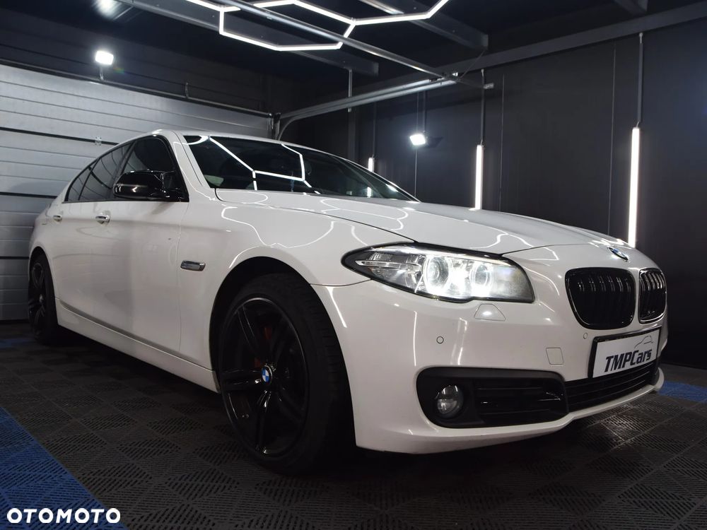 BMW Seria 5 525d xDrive - 1