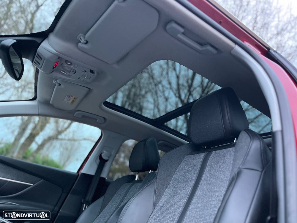 Peugeot 3008 PureTech 130 Stop & Start GPF EAT8 Allure - 9