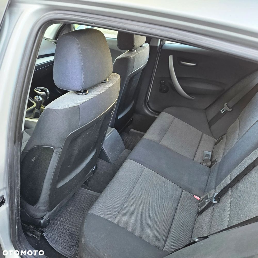 BMW Seria 1 116i - 16