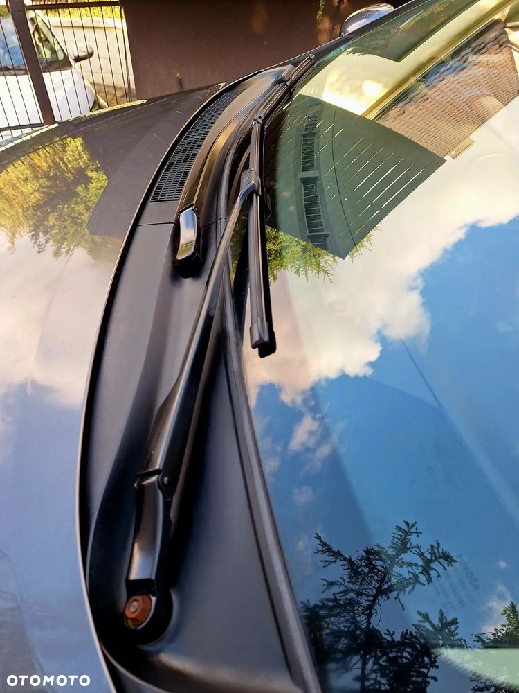 Toyota Avensis 1.6 Luna - 6