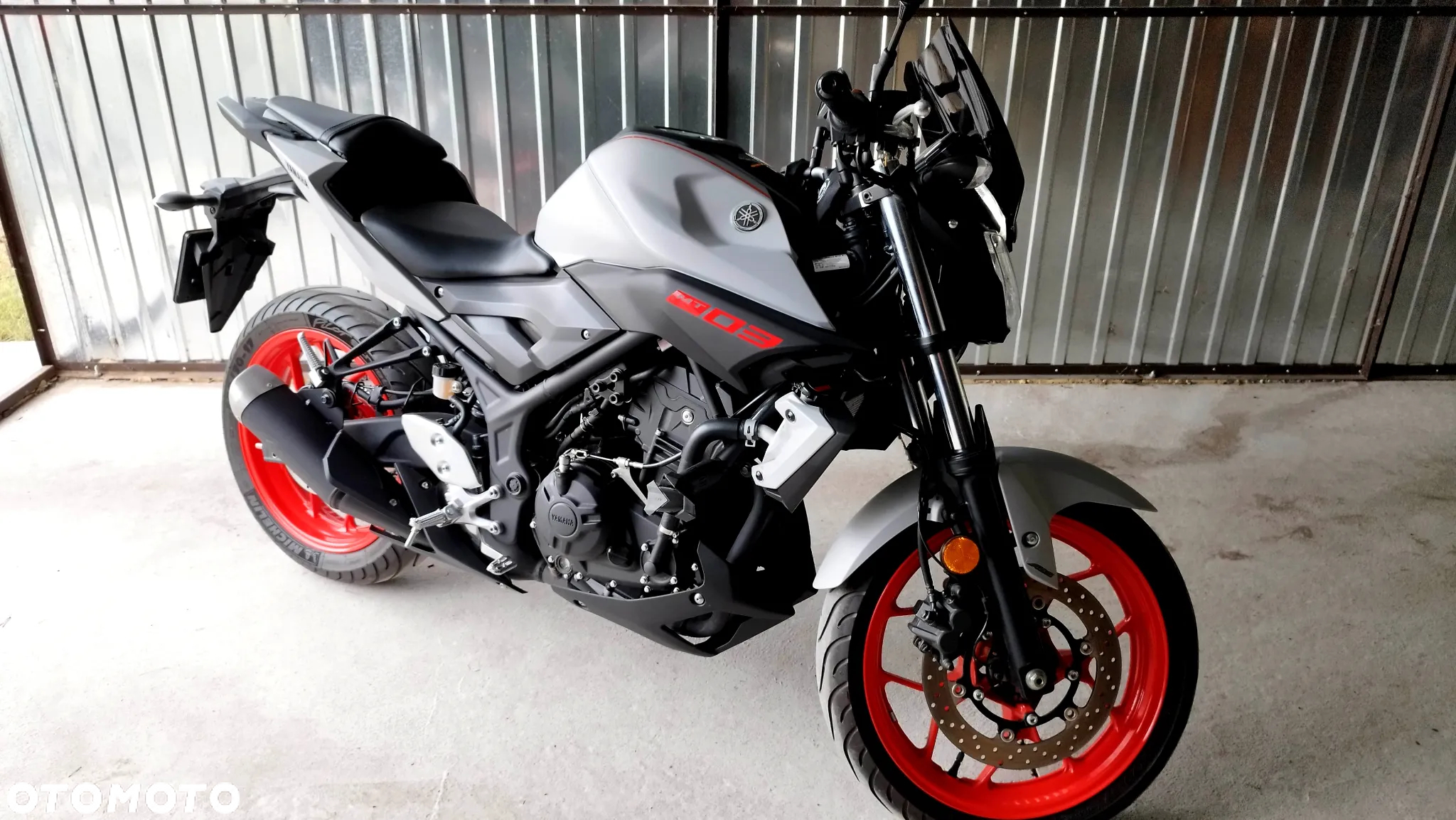 Yamaha MT - 6