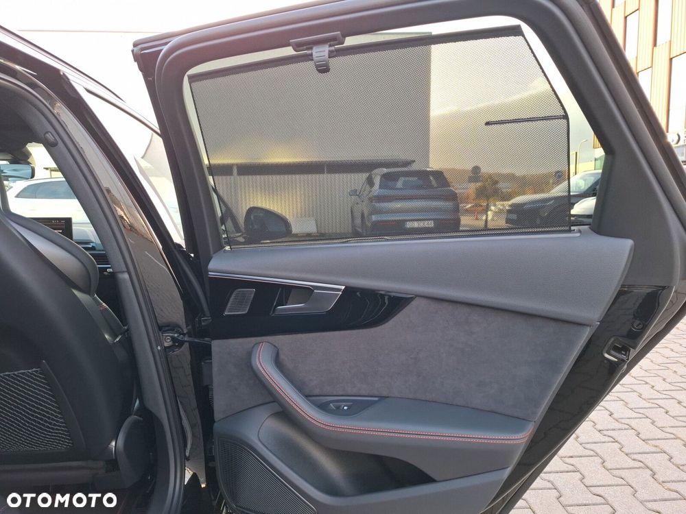Audi A4 Avant - 22