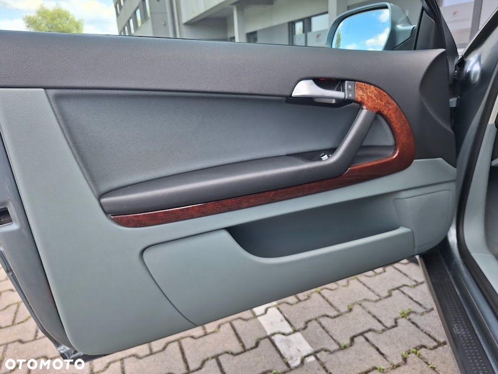 Audi A3 3-drzwiowe 1.4T FSI Ambiente - 24