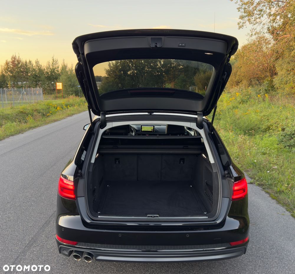 Audi A4 - 24
