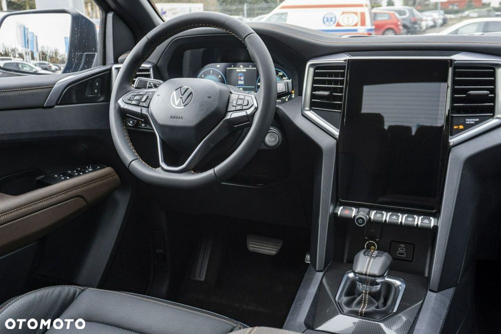 Volkswagen Amarok - 30