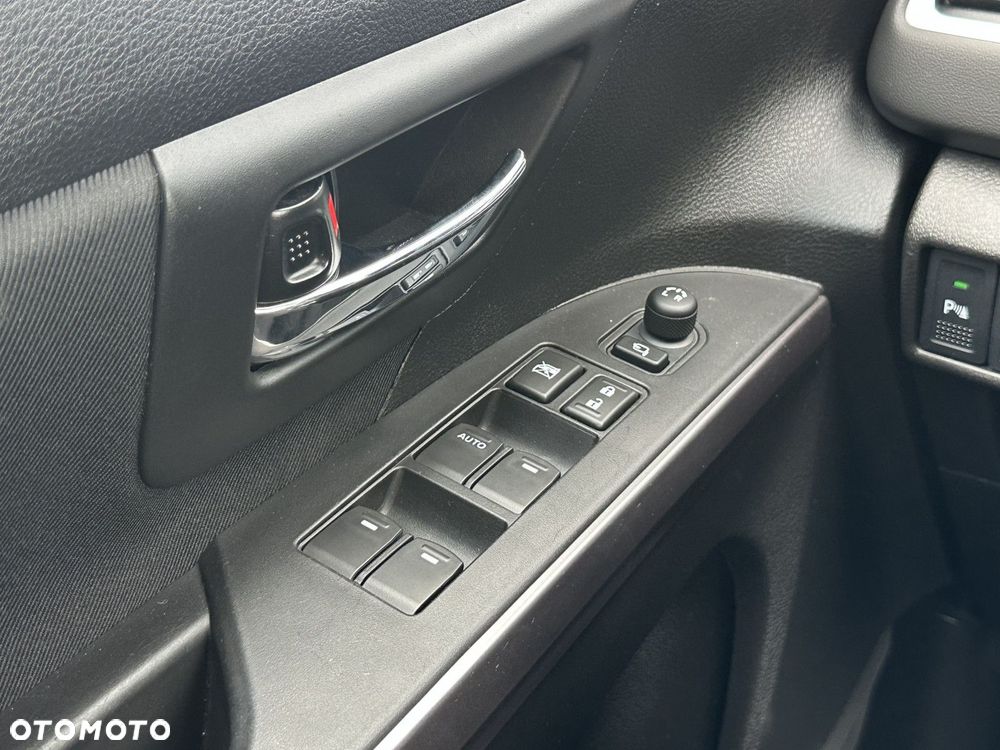 Suzuki SX4 - 25