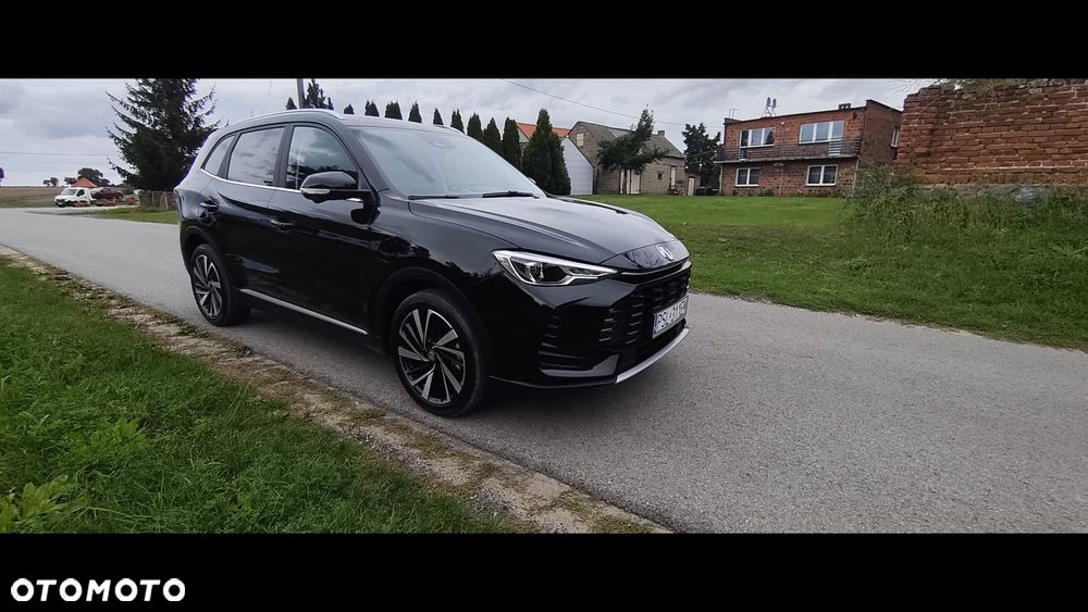 MG ZS - 1
