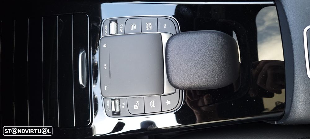 Mercedes-Benz A 250 Limousine e 8G-DCT Progressive Advanced - 44