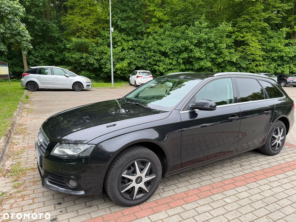 Audi A4 Avant - 1