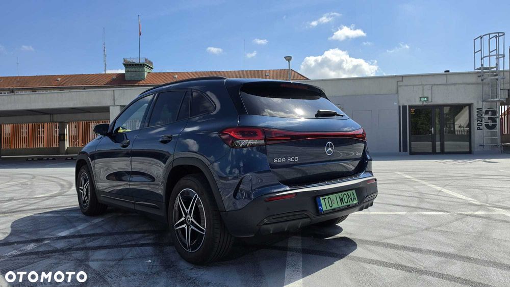 Mercedes-Benz EQA - 4