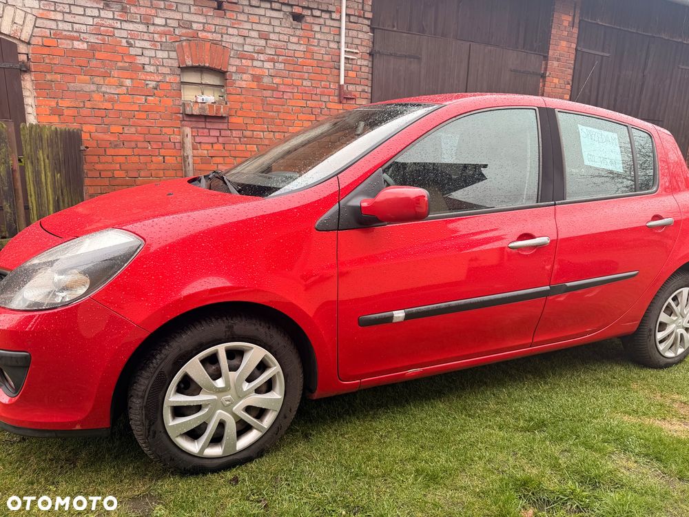 Renault Clio 1.2 16V 75 Expression - 3