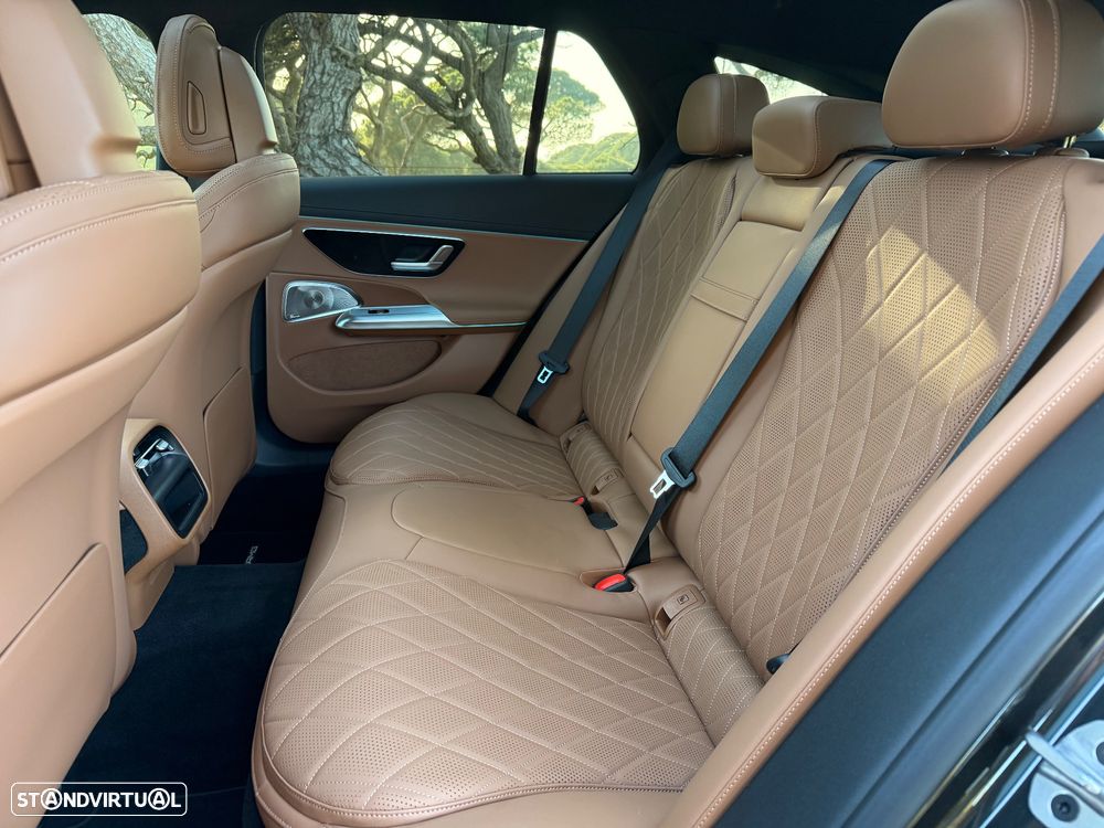 Mercedes-Benz E 300 9G-TRONIC AMG Line - 19