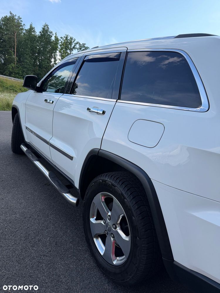 Jeep Grand Cherokee 5.7 V8 HEMI Overland - 13