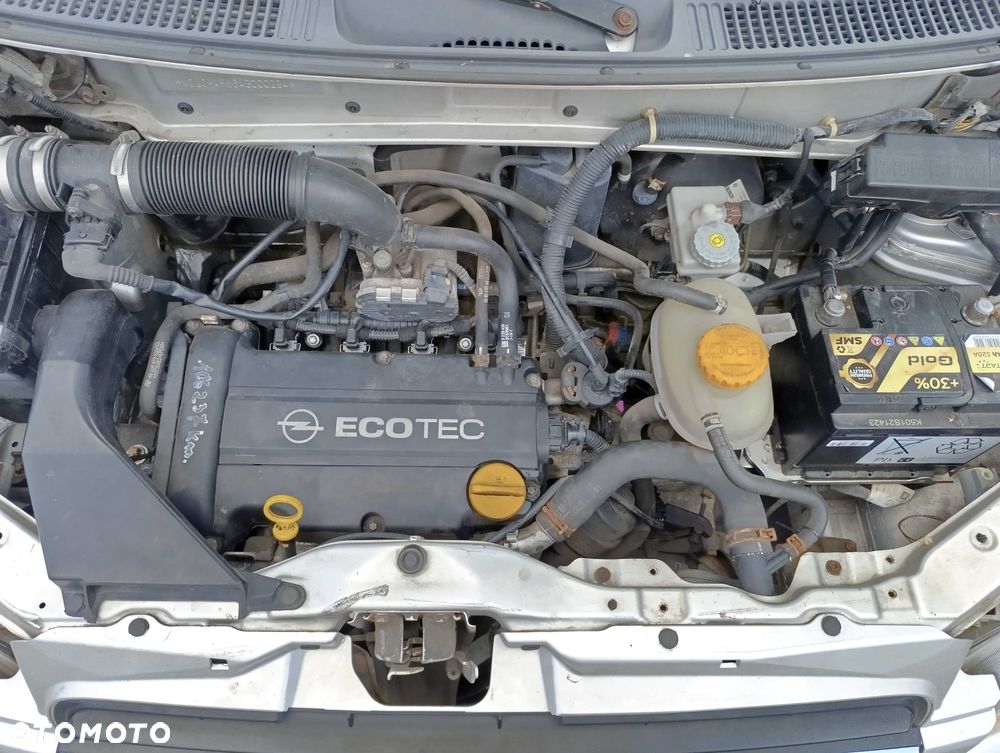Opel Agila - 8