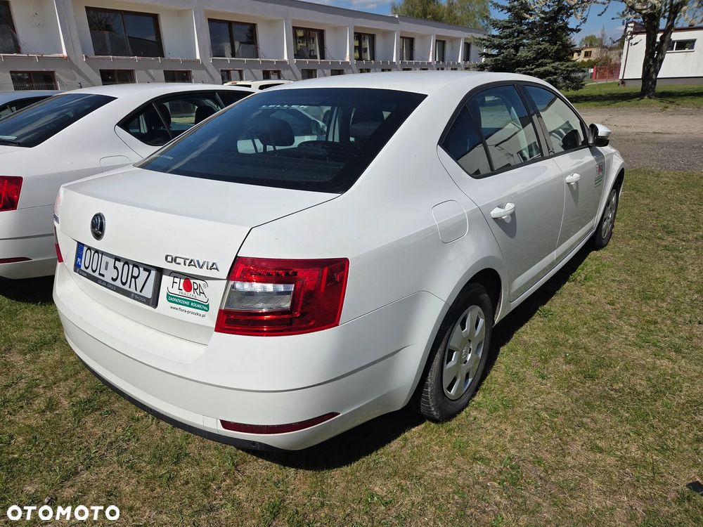 Skoda Octavia 1.6 TDI Active - 6