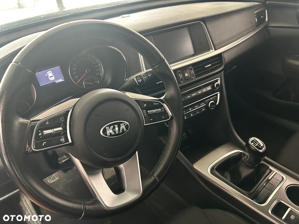 Kia Optima 2.0 M - 7