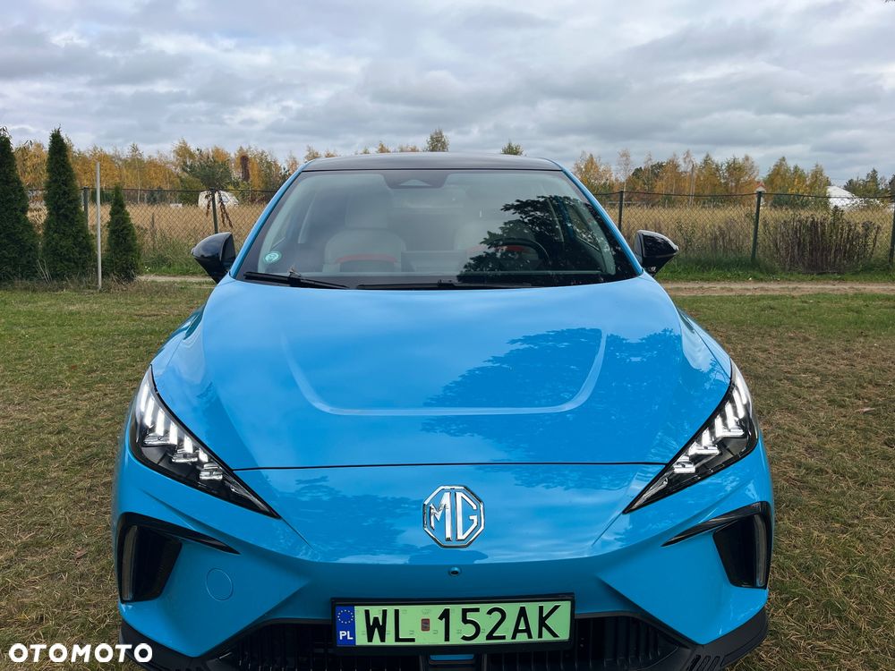 MG 4 Luxury 64 kWh - 19