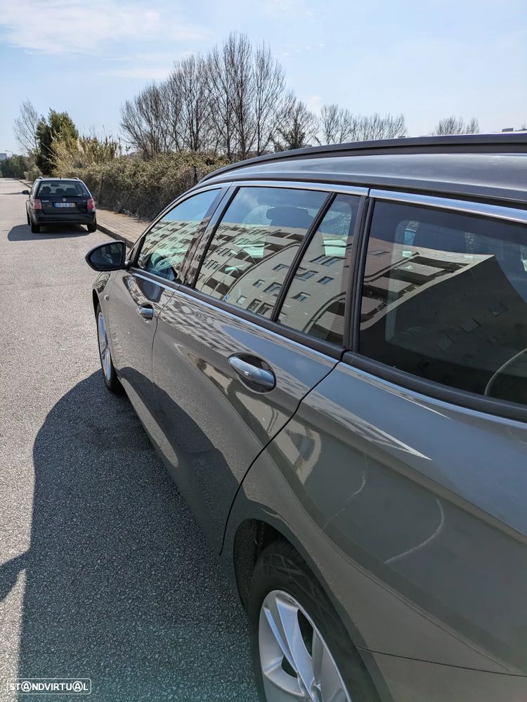 Opel Insignia Sports Tourer 1.6 CDTi Business Edition - 2