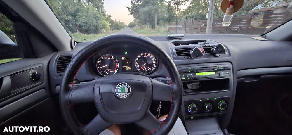 Skoda Octavia 1.4 - 23
