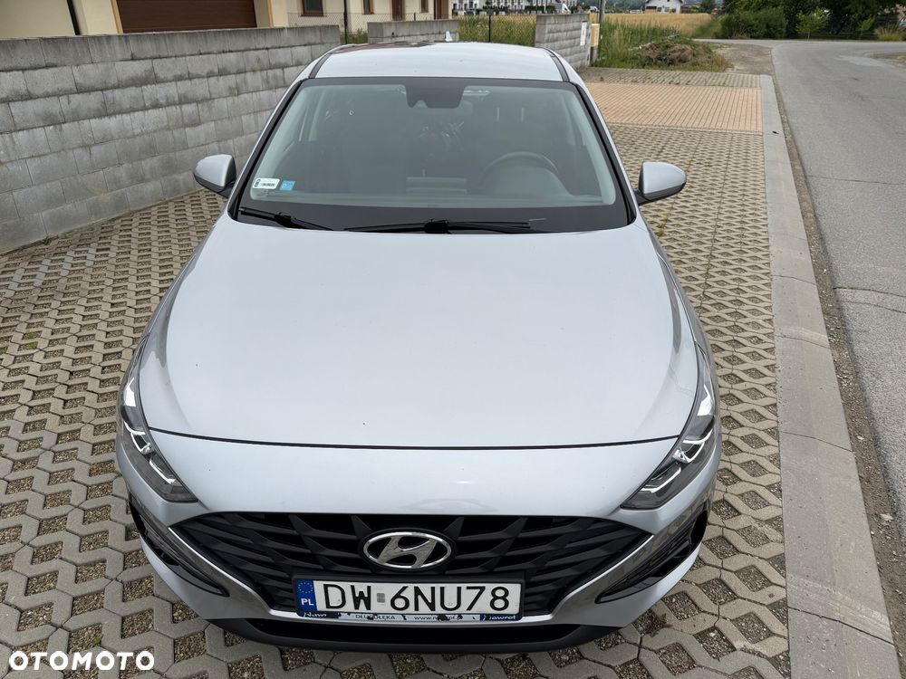Hyundai i30 1.5 DPI Classic + - 13