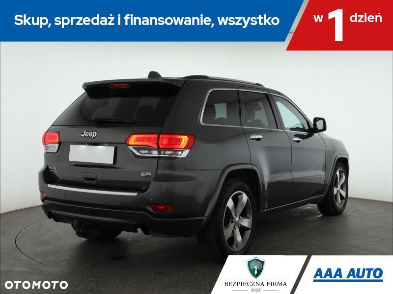 Jeep Grand Cherokee - 7