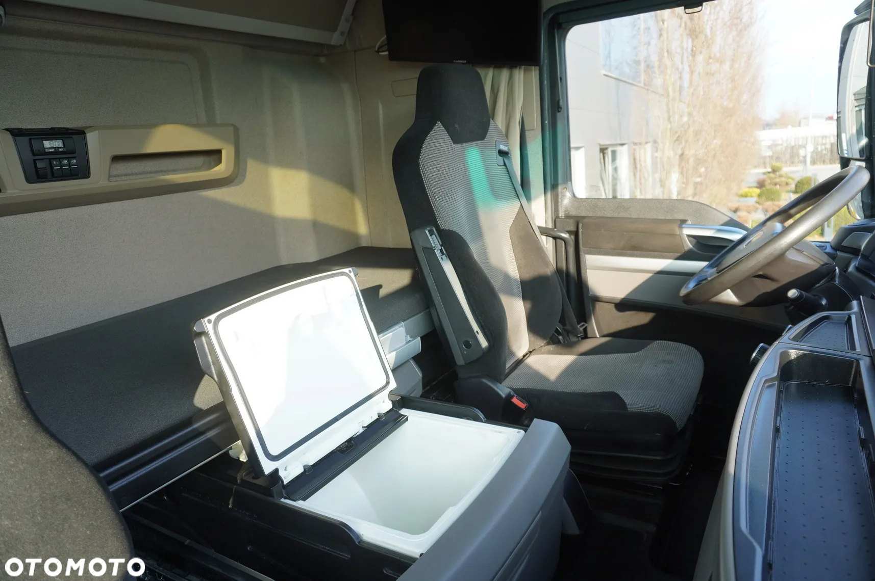 MAN TGX 35.580 E6 8x4/4 - rama do zabudowy 8,8m - 28