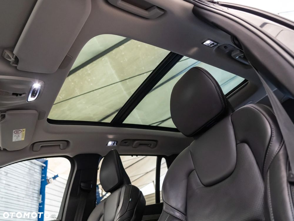 Volvo XC 90 T8 AWD Plug-In Hybrid Inscription 7os - 17