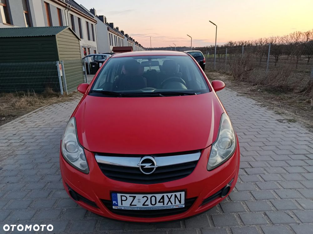 Opel Corsa 1.4 16V Cosmo - 2